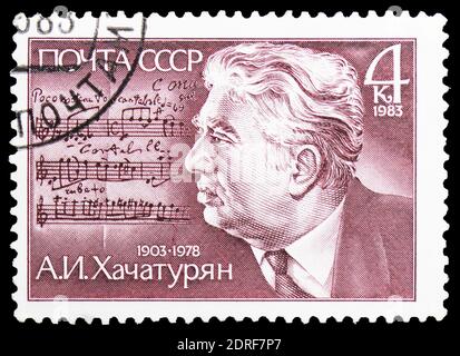 MOSCOU, RUSSIE - 4 JANVIER 2019 : timbre imprimé en URSS (Russie) consacré au 80e anniversaire de A.I. Khachaturyan, vers 1983 Banque D'Images