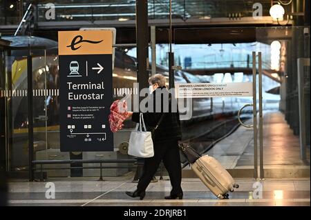 Paris, France. 21 décembre 2020. Train Eurostar à la Gare du Nord à Paris, France, le 21 décembre 2020. Le gouvernement français a décidé de suspendre la circulation du Royaume-Uni pendant 48 heures, après la découverte d'une nouvelle souche mutante du coronavirus dans le pays. Photo par Eliot Blondt/ABACAPRESS.COM crédit: ABACAPRESS/Alay Live News Banque D'Images