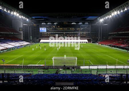 Copenhague, Danemark. 20 décembre 2020. Le terrain et les stands du Parken Stadium vus lors du match 3F Superliga entre le FC Copenhague et Odense Boldklub à Parken, Copenhague. (Crédit photo : Gonzales photo/Alamy Live News Banque D'Images