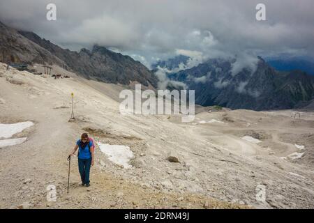 Le plus haut sommet de Zugspitze dans les montagnes de Wetterstein et la plus haute montagne d'Allemagne. Se trouve au sud de la ville de Garmisch-Partenkirchen. Banque D'Images