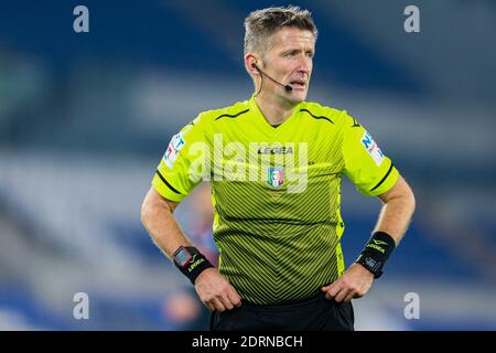 Daniele Orsato, arbitre italien, regarde pendant la série A football Match SS Lazio contre SSC Napoli Banque D'Images