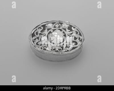 Fabricant : Joseph Goldthwaite, américain, 1706–1780, Tobacco Box, env. 1730–40, argent, écaille de tortue, 1 1/16 × 3 1/4 × 4 1/16 po. (2.7 × 8.26 × 10.3 cm), fabriqué à Boston, Massachusetts, États-Unis, 18e siècle, conteneurs - métaux Banque D'Images