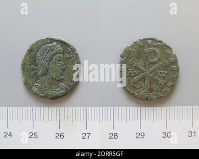 Règle: Constantius Gallus, César 351-354, 1 Nummus de Constantius Gallus, César 351 354, 351–54, bronze Argentifère, 5.42 g, 5:00, 23.1 mm, fabriqué en Empire romain, romain, 4e siècle, numismatique Banque D'Images