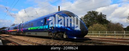 Hull trains 802303 Azuma, East Coast main Line Railway; Peterborough, Cambridgeshire, Angleterre Banque D'Images