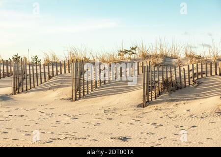 Image détaillée de l'escrime de plage à Coopers Beach, Southampton, NY Banque D'Images