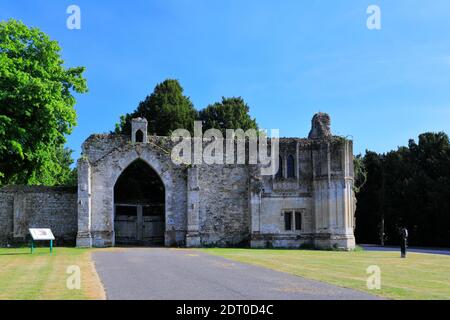 Vue d'été de Ramsey Abbey Gatehouse, ville de Ramsey, Huntingdonshire, Cambridgeshire, Angleterre Banque D'Images