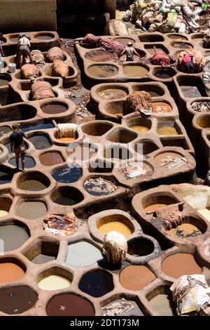 Chouara Tannery cuir à Fès, Maroc. Vue aérienne Banque D'Images