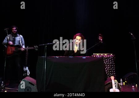 Julien Dore se produit lors d'un concert privé tenu au théâtre de l'Amuse à le Cres, France, le 15 janvier 2014. Photo de Pascal Parrot/ABACAPRESS.COM Banque D'Images