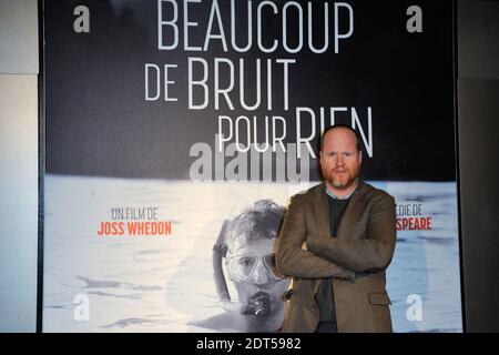 Joss Whedon assiste à la première "Beaucoup de brut pour Rien" (beaucoup d'ADO à propos de rien) qui s'est tenue à l'UGC Normandie, à Paris, en France, le 21 janvier 2014. Photo d'Aurore Marechal/ABACAPRESS.COM Banque D'Images