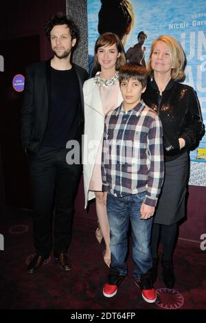 Mathias Brezot , Nicole Garcia, Pierre Rochefort, Louise Bourgoin assister à la première d'un beau Dimanche qui s'est tenue au Théâtre Gaumont Capucine à Paris, France, le 3 février 2014. Photo d'Alban Wyters/ABACAPRESS.COM Banque D'Images