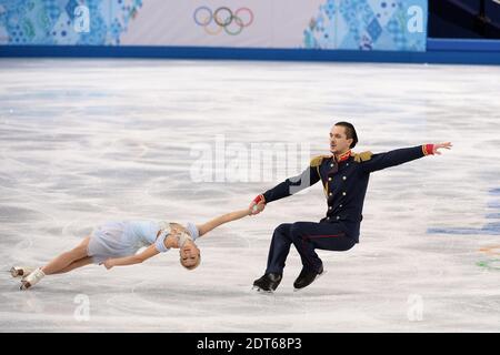 Le 6 février 2014, Tatiana Volosozhar et Maxim Trankov, de Russie, se disputent les deux courts de l'équipe au Palais de patinage de Sotchi 2014 XXII Jeux Olympiques d'hiver à Sotchi, en Russie. Les Jeux Olympiques de Sotchi 2014 se dérouleront du 7 au 23 février 2014. Photo de Zabulon-Gouhier/ABACAPRESS.COM Banque D'Images