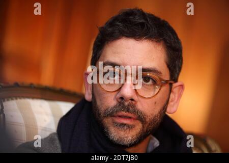 Manu Payet assister à l'aperçu de la situation Amoureuse : c'est complet à Lille, France, le 25 février 2014. Photo de Sylvain Lefevre/ABACAPRESS.COM Banque D'Images