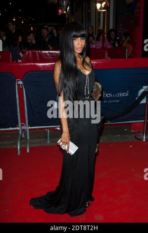 Mia Frye assiste à la cérémonie des globes de Cristal de 2014 qui s'est tenue au Lido à Paris, en France, le 10 mars 2014. Elle porte une robe de Christophe Gularme. Photo de Nicolas Genin/ABACAPRESS.COM Banque D'Images