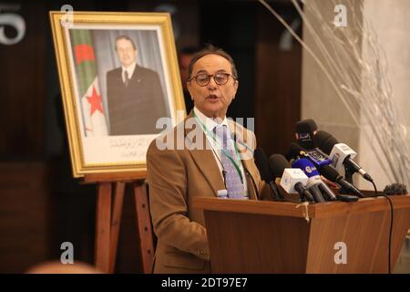 Le Premier ministre algérien sortant et Abdelaziz Bouteflika, récemment nommé, directeur de campagne du Président Abdelmalek Sellal, rencontre des directeurs d'entreprise, des chefs de plusieurs organisations et de la FCE à l'hôtel El-Aurassi à Alger, en Algérie, le 18 mars 2014. Photo par Ammi Louiza/ABACAPRESS.COM Banque D'Images