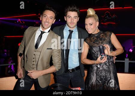 EXCLUSIF. Maxime Dereymez, Katrina Patchett et son petit ami Valentin d'Hoore participant à la soirée de lancement de la boisson Ray Just Energy qui s'est tenue au Redlight Club à Paris, en France, le 26 mars 2014. Photo de Nicolas Briquet/ABACAPRESS.COM Banque D'Images