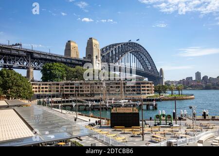 Pont du port de Sydney et hôtel Park Hyatt à Campbells Cove, à The Rocks dans le centre-ville de Sydney, Nouvelle-Galles du Sud, Australie Banque D'Images