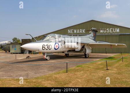 A Royal Navy Blackburn Buccaneer S.1 (XN964) un avion d'attaque britannique de bas niveau, Newark Air Museum, près de Newark-on-Trent, dans le Nottinghamshire, au Royaume-Uni. Banque D'Images