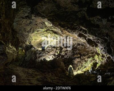 Gruta do Natal, ou la grotte de Noël, un tube de lave. Île Ilahas Terceira, partie des Açores (Ilahas dos Acores) dans l'océan atlantique, un RE autonome Banque D'Images