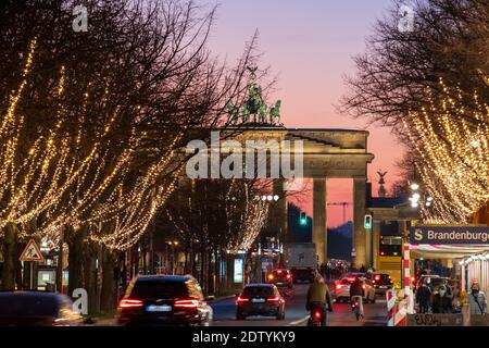 Porte de Brandebourg à Noël, 2020 Banque D'Images