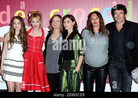 Alice Isaaz, Julie Depardieu, Cecile Telerman, Emmanuelle Beart, Karole Rocher et Patrick Bruel assistent à la première « les Yeux Jaunes des Crocodiles » à Gaumont Marignan, à Paris, le 31 mars 2014. Photo d'Aurore Marechal/ABACAPRESS.COM Banque D'Images