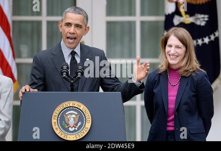 LE président AMÉRICAIN Barack Obama nomme Sylvia Mathews Burwell, de la division Santé et Services sociaux, à la place de Kathleen Sebelius, démissionnaire à la Maison Blanche à Washington, DC, Etats-Unis, le 11 avril 2014. Burwell est le directeur actuel du Bureau de la gestion et du budget. Photo par Olivier Douliery/ABACAPRESS.COM Banque D'Images