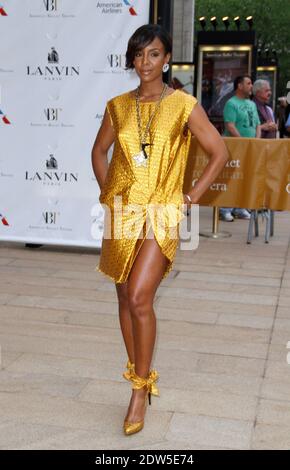 Kelly Rowland participe au gala de printemps de la nuit d'ouverture du Ballet-théâtre américain de 2014 qui a eu lieu au Metropolitan Opera House au Lincoln Center à New York City, NY, États-Unis, le 12 mai 2014. Photo de Donna Ward/ABACAPRESS.COM Banque D'Images