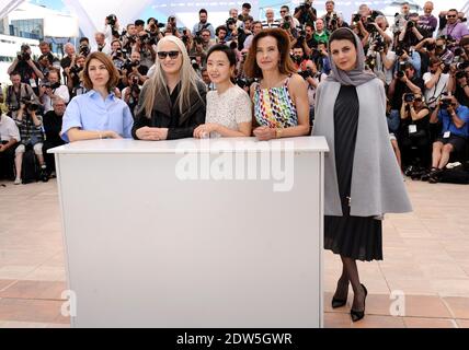 Sofia Coppola, Do-Yeon Jeon, Présidente du jury Jane Campion, Carole bouquet, Leila Hatami posant lors de la séance photo du jury au Palais des Festivals de Cannes, le 14 mai 2014 dans le cadre du 67e Festival du film de Cannes. Photo de Lionel Hahn/ABACAPRESS.COM Banque D'Images