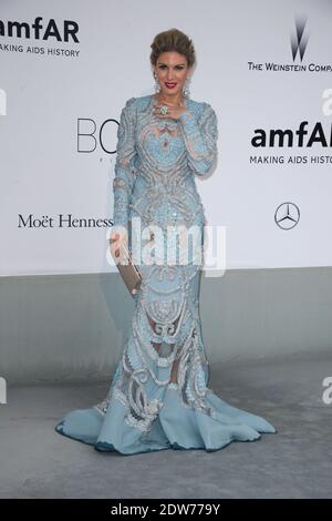 Hofit Golan arrive au 21e Gala du Cinéma contre le SIDA de l'amfAR présenté par Worldview, Bold films, et Bvlgari à l'Hôtel du Cap-Eden-Roc à Cap d'Antibes, France, le 22 mai 2014. Photo de Lionel Hahn/ABACAPRESS.COM Banque D'Images