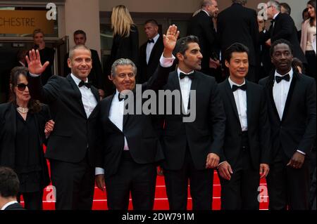 Christian Clavier et Chantal Lauby, Medi Sadoun, Ary Abittan, Frédéric Chau et Noom Diawara arrivent au Palais des Festivals pour la projection du film Jimmy's Hall présenté en compétition dans le cadre du 67e Festival de Cannes, le 22 mai 2014. Photo de Nicolas Genin/ABACAPRESS.COM Banque D'Images