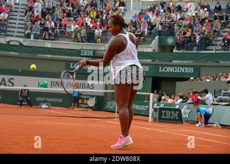 Taylor Townsend aux États-Unis jouant au troisième tour de l'Open de tennis français 2014 au stade Roland-Garros, Paris, France, le 30 mai 2014. Photo de Henri Szwarc/ABACAPRESS.COM Banque D'Images