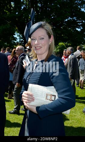 L'épouse du ministre britannique des Affaires étrangères William Hague, Ffion Hague, assiste à la cérémonie binationale France-Royaume-Uni au cimetière des graves de guerre du Commonwealth à Bayeux, dans le cadre des cérémonies officielles à l'occasion du 70e anniversaire du D-Day, le 6 juin 2014, en Normandie, en France. Photo de Abd Rabbo-Bernard-Gouhier-Mousse/ABACAPRESS.COM Banque D'Images