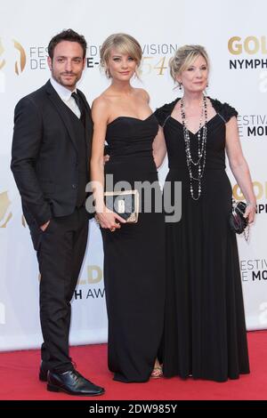 Ben Goldberg, Kim Matula et sa mère arrivent à la 54e cérémonie de clôture du Monte Carlo TV Festival à Monaco le 11 juin 2014. Photo de Marco Piovanotto/ABACAPRESS.COM Banque D'Images
