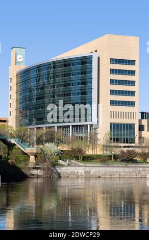 1997 La Réserve fédérale des États-Unis se trouvant au centre-ville, Minneapolis, Minnesota - Il a été conçu par le cabinet d'architectes HOK. Le site a été pré Banque D'Images