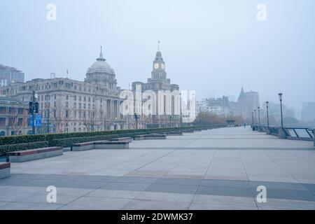 Le petit pain à Shanghai, un jour brumeux. Banque D'Images
