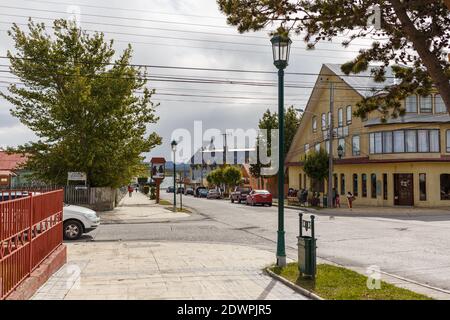 Rues vides à Puerto Natales, Patagonie, Chili Banque D'Images