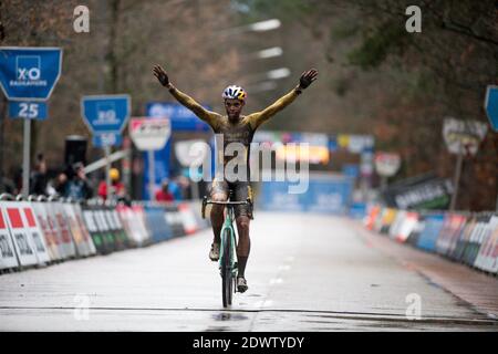 HERENTALS, BELGIQUE - DÉCEMBRE 23: Wout van Aert pendant le 23 décembre 2020 à Herentals, Belgique (photo de Jos Kafoe/Orange Pictures)*** local C. Banque D'Images