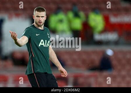 Stoke on Trent, Royaume-Uni. 23 décembre 2020. Eric Dier de Tottenham Hotspur regarde. Carabao Cup, match quart-finale de la coupe EFL, Stoke City et Tottenham Hotspur au stade Bet365 de Stoke on Trent, le mercredi 23 décembre 2020. Cette image ne peut être utilisée qu'à des fins éditoriales. Utilisation éditoriale uniquement, licence requise pour une utilisation commerciale. Aucune utilisation dans les Paris, les jeux ou les publications d'un seul club/ligue/joueur.pic par Chris Stading/Andrew Orchard sports Photography/Alamy Live News crédit: Andrew Orchard sports Photography/Alamy Live News Banque D'Images