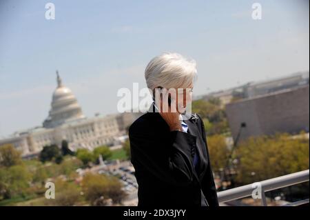 La directrice du FMI, Christine Lagarde, a fait l'objet d'une enquête officielle pour négligence dans l'affaire de fraude française. Elle a été interrogée plusieurs fois sur son rôle dans une compensation de 400 millions d'euros versée à l'homme d'affaires Bernard Tapie en 2008. Photo du dossier : la ministre française des Finances, Christine Lagarde, lors de la réunion de printemps FMI-Banque mondiale à Washington, DC, Etats-Unis, le samedi 16 avril 2011. La question des déséquilibres mondiaux, sur lesquels les relations entre les États-Unis et la Chine sont depuis longtemps mesurées, figure en tête de l'ordre du jour du G-20 et du FMI. Photo par Olivier Douliery/ABACAPRESS.COM Banque D'Images