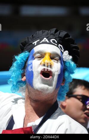 Les fans de la coupe du monde de football 2014 1/4 du dernier match de tour Argentine contre Belgique au stade national Mane Garrincha, Brasilia, Brésil, le 4 juillet 2014. L'Argentine a gagné 1-0 . Photo de Henri Szwarc/ABACAPRESS.COM Banque D'Images