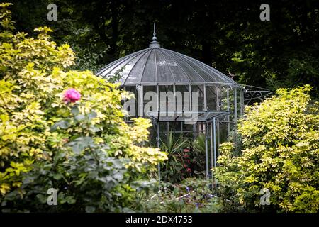 Vue sur le jardin de l'Elysée, résidence officielle du président français, le 6 juillet 2014, jour ouvert au public. Photo de Audrey Poree/ABACAPRESS.COM Banque D'Images