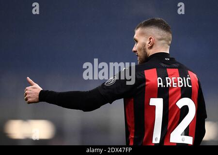 Milan, Italie. 23 décembre 2020. MILAN, ITALIE - 23 décembre 2020: Ante Rebic de AC Milan gestes pendant la série UN match de football entre AC Milan et SS Lazio. (Photo de Nicolò Campo/Sipa USA) crédit: SIPA USA/Alay Live News Banque D'Images