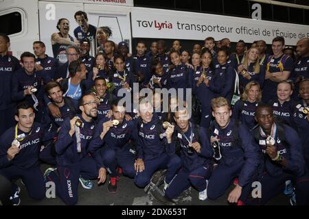 L'équipe sportive française arrive à la Gare de Lyon le 18 août 2014 à Paris. L'équipe nationale d'athlétisme de France a remporté 23 médailles au championnat européen d'athlétisme de Zurich la semaine dernière. Photo de Jerome Domine/ABACAPRESS.COM Banque D'Images