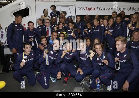 L'équipe sportive française arrive à la Gare de Lyon le 18 août 2014 à Paris. L'équipe nationale d'athlétisme de France a remporté 23 médailles au championnat européen d'athlétisme de Zurich la semaine dernière. Photo de Jerome Domine/ABACAPRESS.COM Banque D'Images