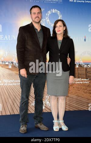 Jim Mickle et Linda Moran posant au photocall 'froid en juillet' dans le cadre du 40ème Festival du film américain de Deauville à Deauville, France, le 7 septembre 2014. Photo de Nicolas Briquet/ABACAPRESS.COM Banque D'Images