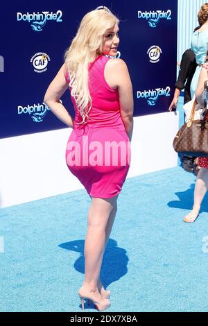 Sammi Benz assiste à la première mondiale de Warner Bros Pictures and Alcon Entertainment Dolphin Tale 2, à Los Angeles, CA, Etats-Unis, le 7 septembre 2014. Photo de Julian Da Costa/ABACAPRESS.COM Banque D'Images