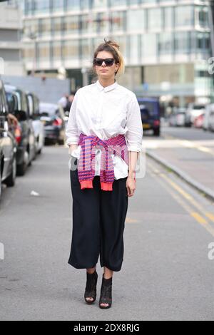 Street style au Christopher Kane Ready-to-Wear Spring-Summer 2015 show, tenu au Tate Modern Museum, Londres, Angleterre, le 15 septembre 2014. Photo de Marie-Paola Bertrand-Hillion/ABACAPRESS.COM Banque D'Images