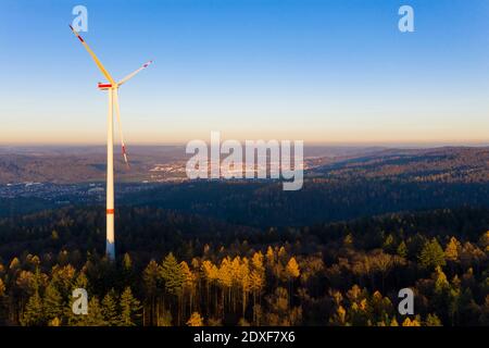 Allemagne, Bade-Wurtemberg, Schurwald, Wald, Windpark, Luftbild, Windenergieanlage, Windrad, Windengie Banque D'Images