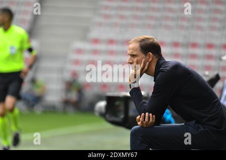 Photo du dossier - football - Thomas Tuchel pendant l'OGC Nice contre Paris Saint Germain - Ligue 1 Ubereat à Nice, France, le 20 septembre 2020. - l'entraîneur du club parisien PSG Thomas Tuchel a été mis à pied ce jeudi 24 décembre. Le contrat de l'autocar parisien devait se terminer dans six mois en juin 2021. Photo de Lionel Urman/ABACAPRESS/Alamy Live News Banque D'Images