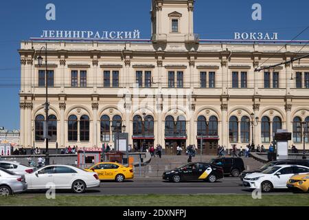 Moscou, Russie - Mai 12. 2018. La gare de Leningradsky sur la place Komsomolskaya Banque D'Images