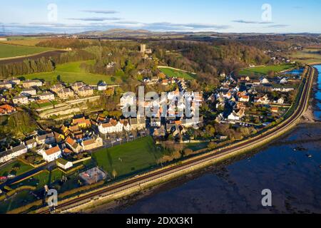 Vue aérienne du Royal Burgh de Culross, Fife, Écosse. Banque D'Images